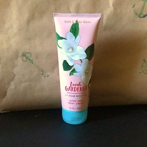 Fresh Gardenia 24 hour moisture New